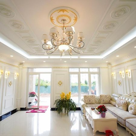 Thuy Duong Hotel Да Лат Екстериор снимка